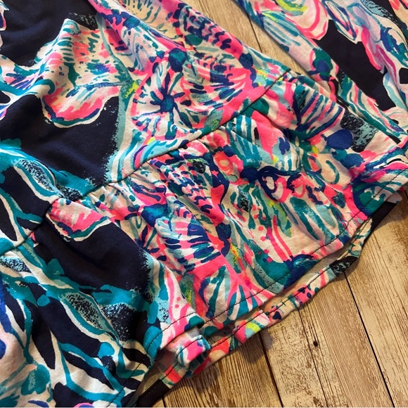 💚Lilly Pulitzer top - Picture 3 of 7